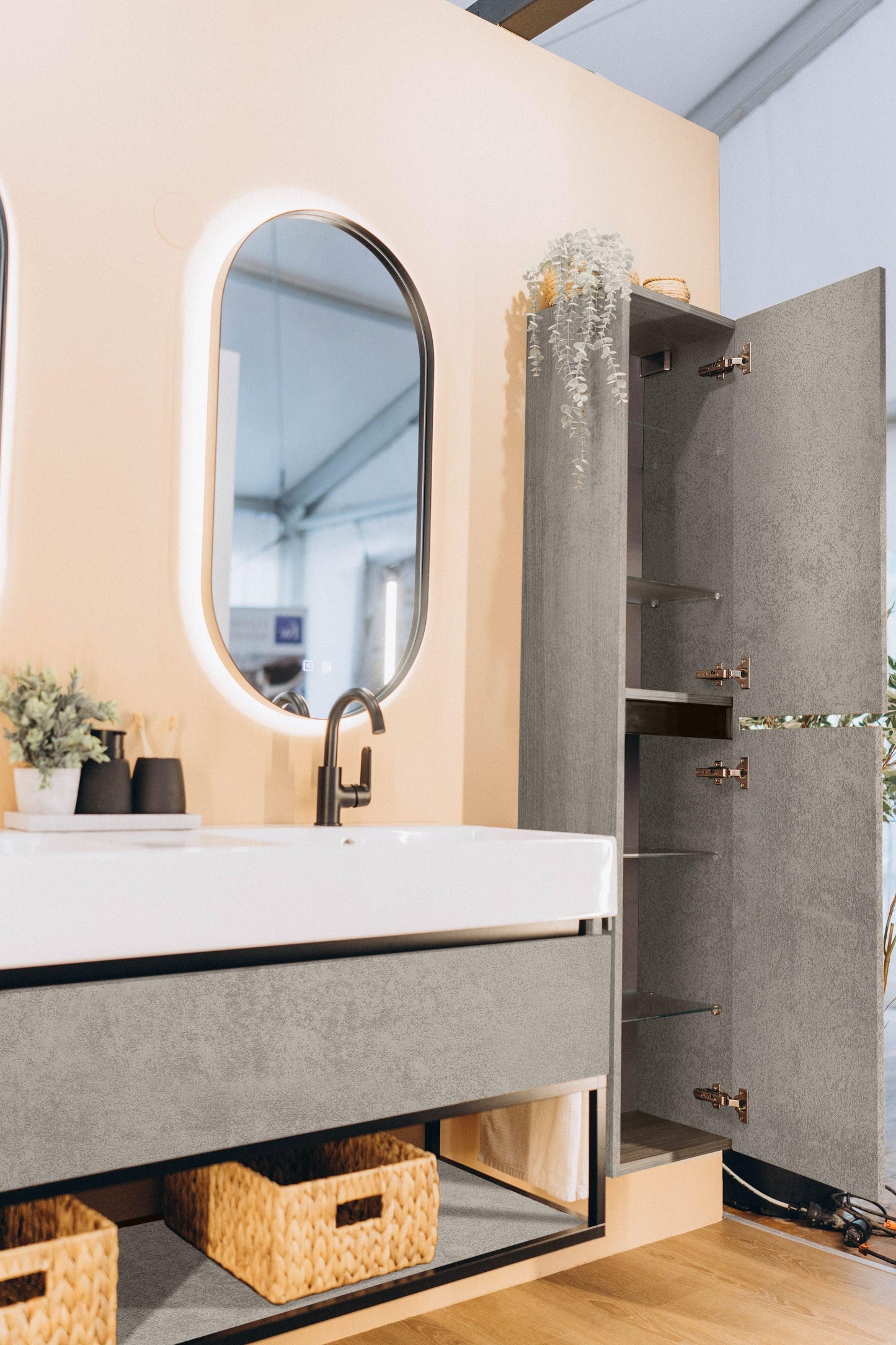 Quadro Waschtisch inkl. Unterschrank, Hochschrank und 2x Spiegel P - isaak-home.de