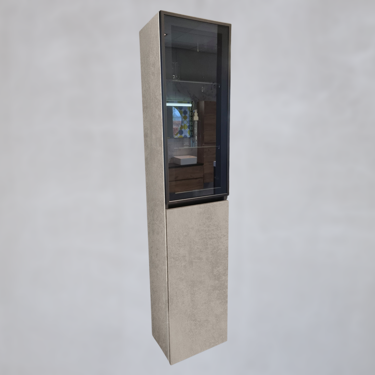 Bad Hochschrank mit Holz- und Glastür