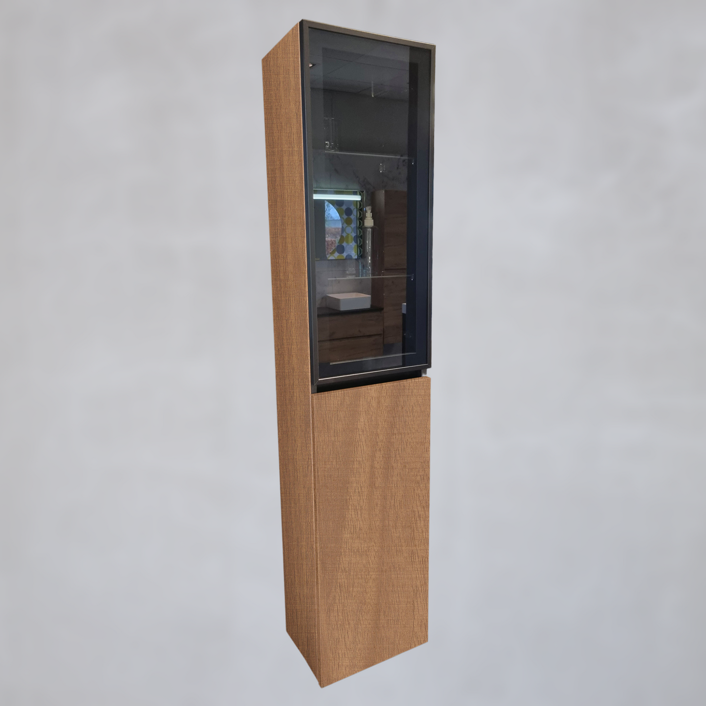 Bad Hochschrank mit Holz- und Glastür