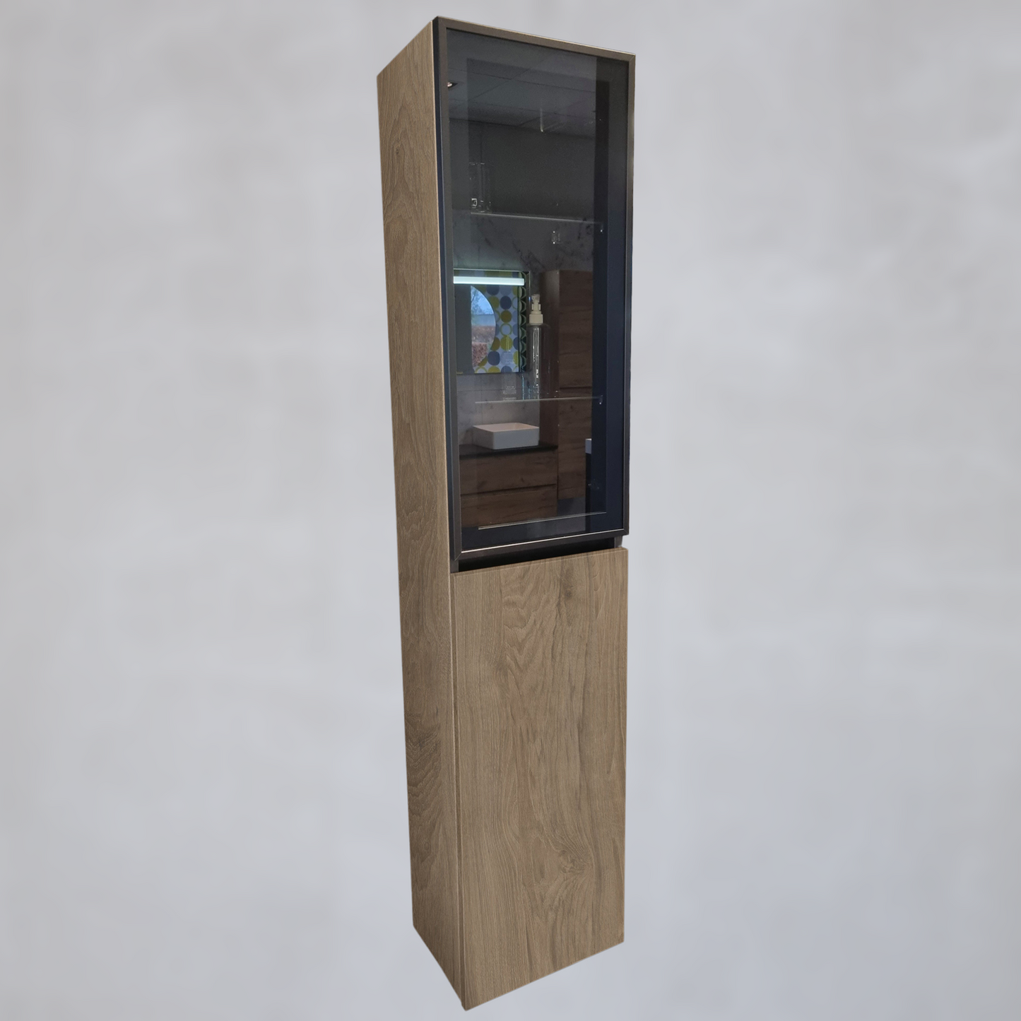 Bad Hochschrank mit Holz- und Glastür