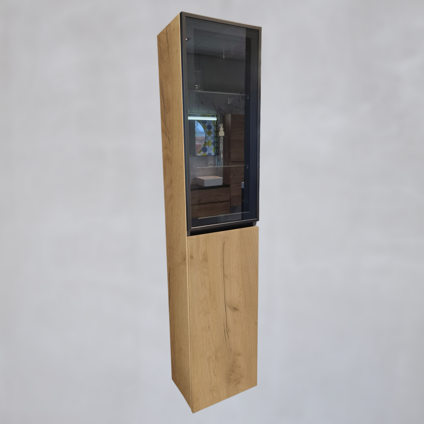 Bad Hochschrank mit Holz- und Glastür