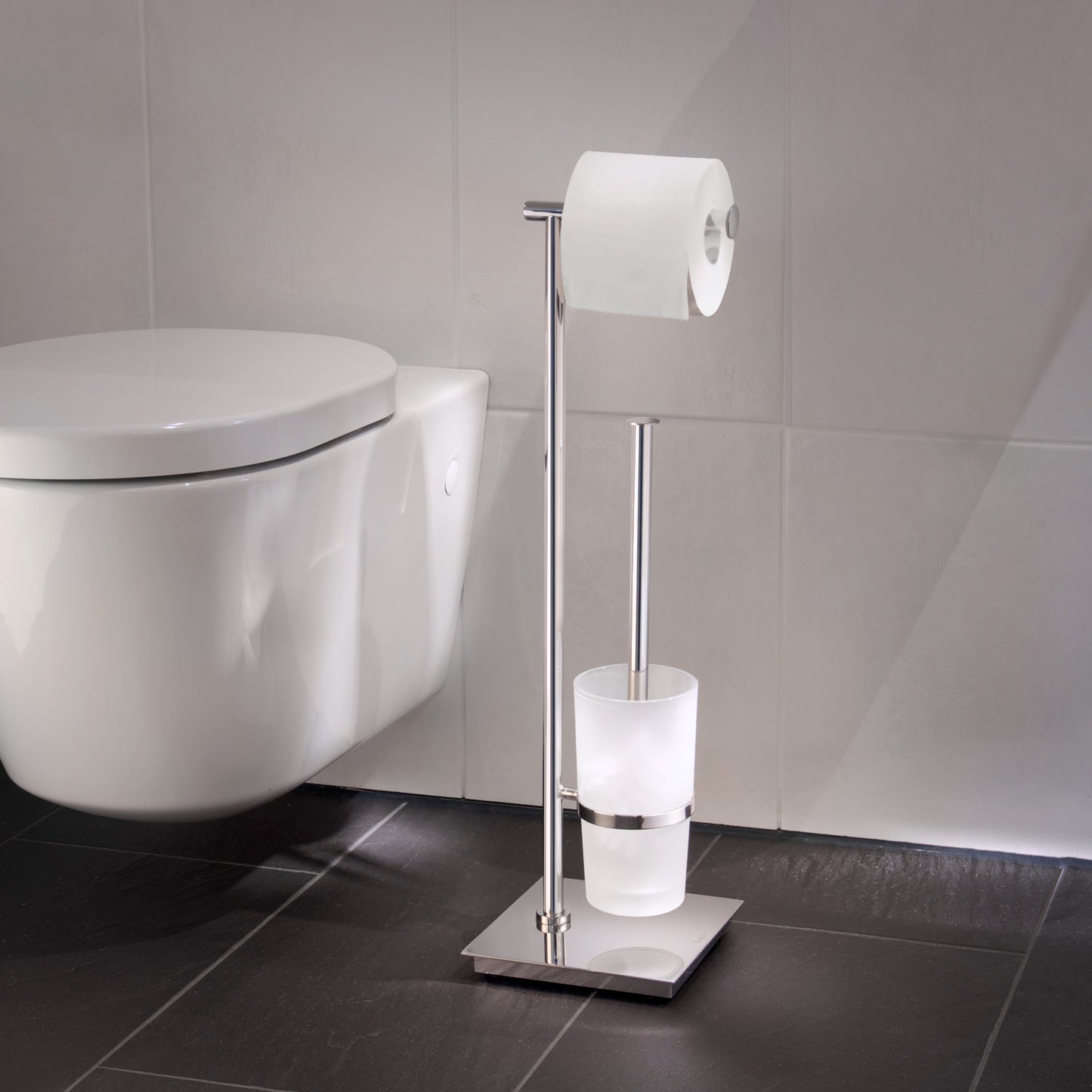Smedbo Outline Toilettenpapierhalter mit WC-Bürste leicht edelstahl poliert